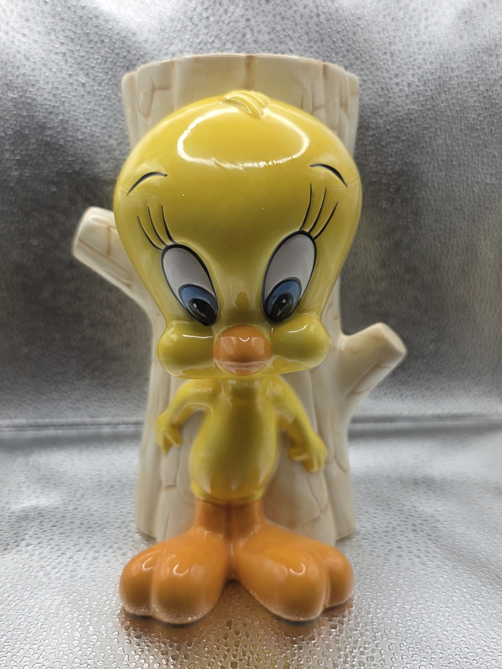 *Rare* Warner Bros. Studio Store 1996 Vintage Tweety Bird / Tree Stump 7.5” Vase